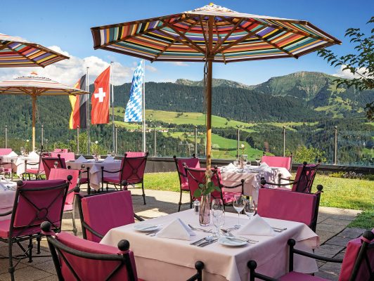 21_Allgaeu-Sonne_restaurant-terrassei
